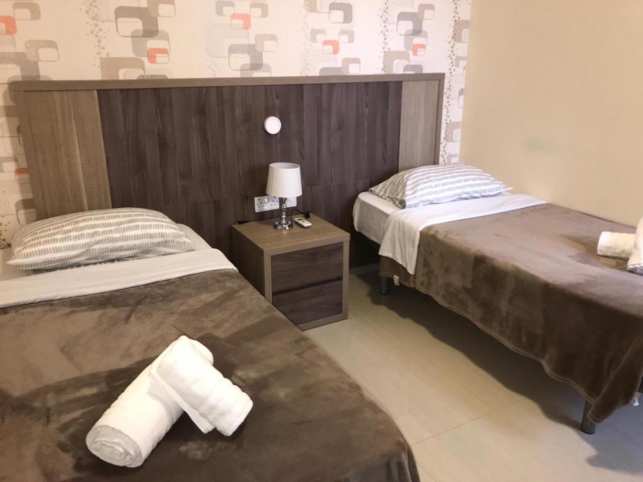 Point - 101Moroni Apartment Sliema Ngoại thất bức ảnh